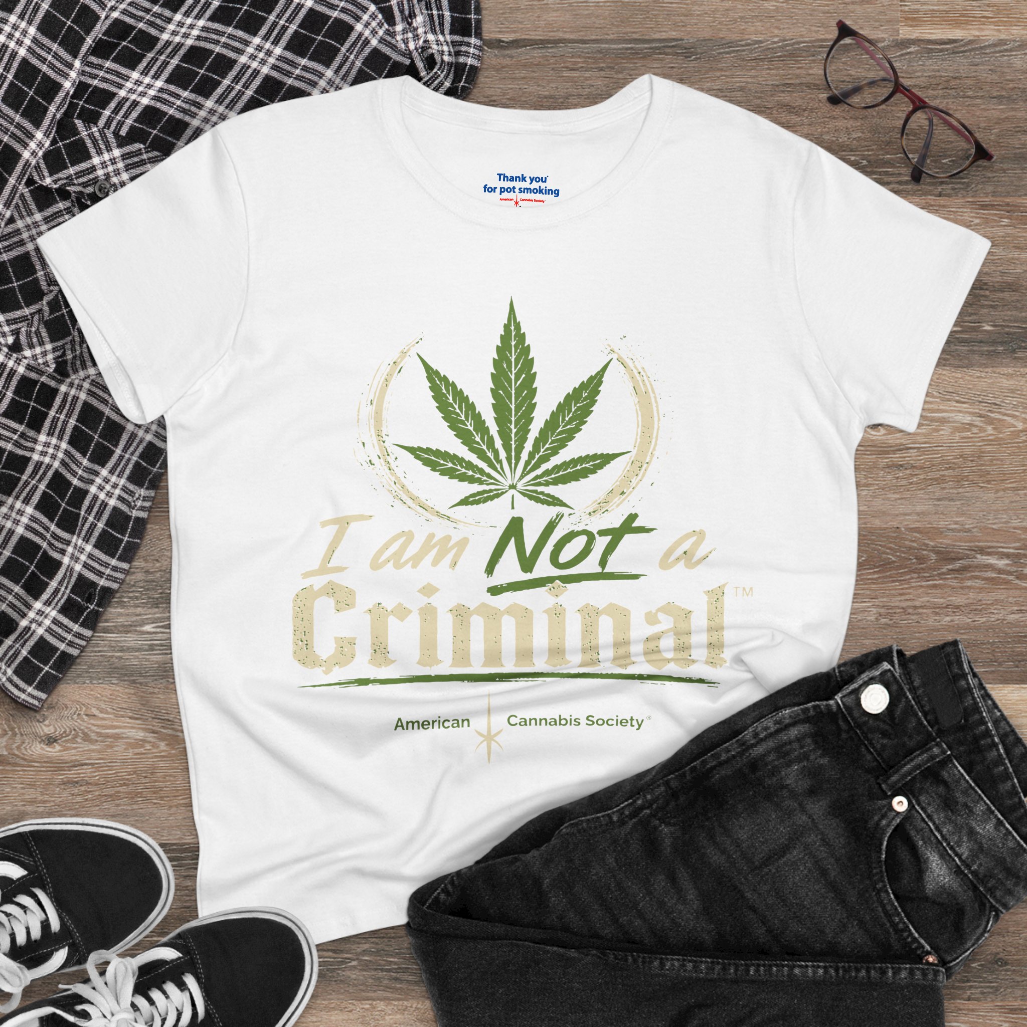 Women's Tee — "I Am Not a Criminal" Cannabis Leaf Graphic - Image 4